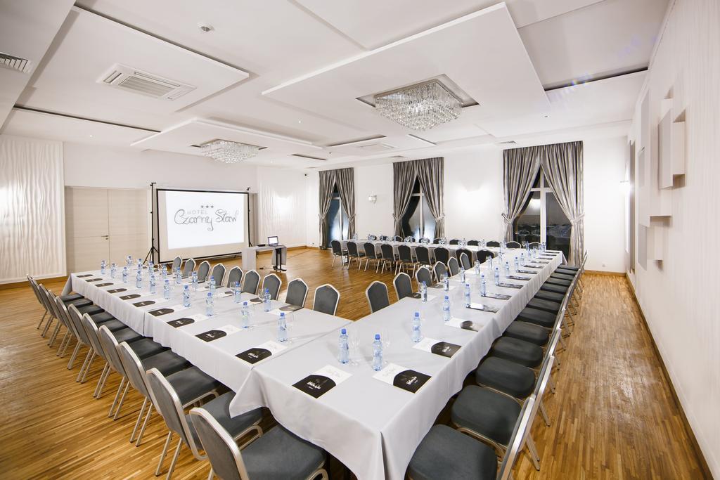 Czarny Staw Hotel Aleksandrów Łódzki Kültér fotó